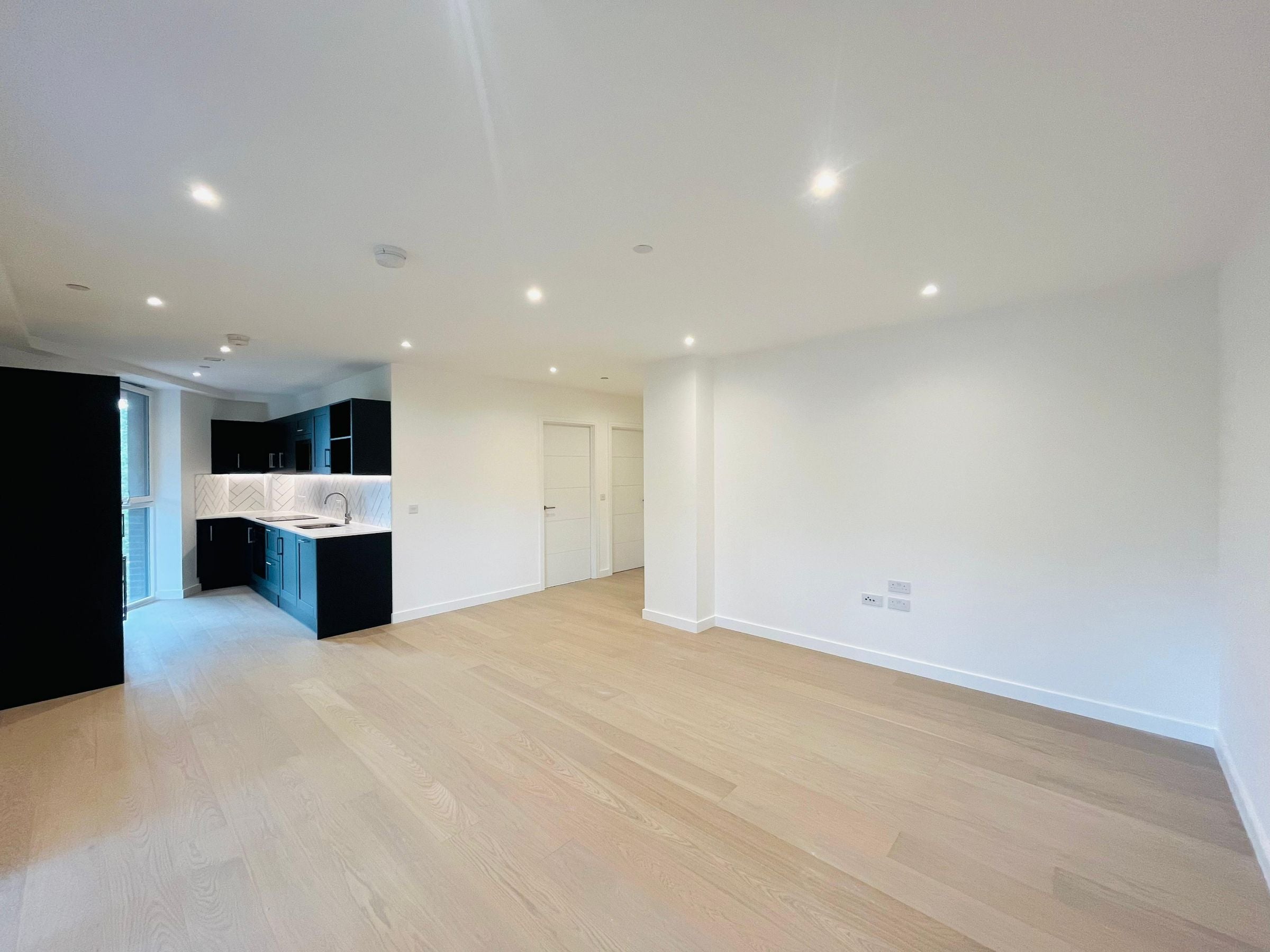 Flat Fifth Way in Greater London