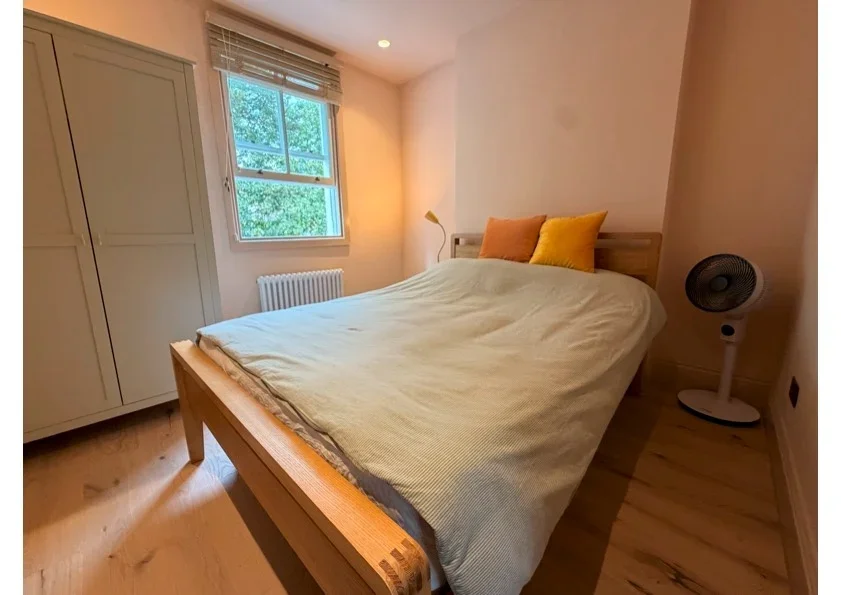 Flat Pemberton Gardens in Greater London