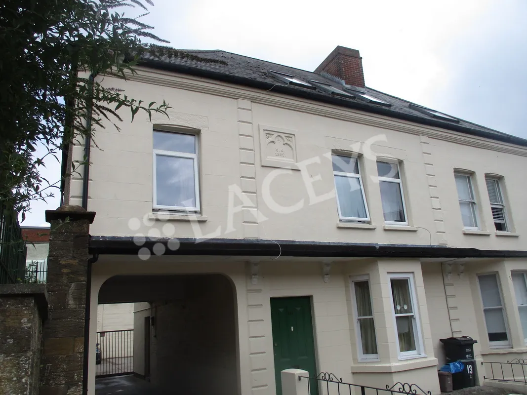 Flat South Street in Yeovil