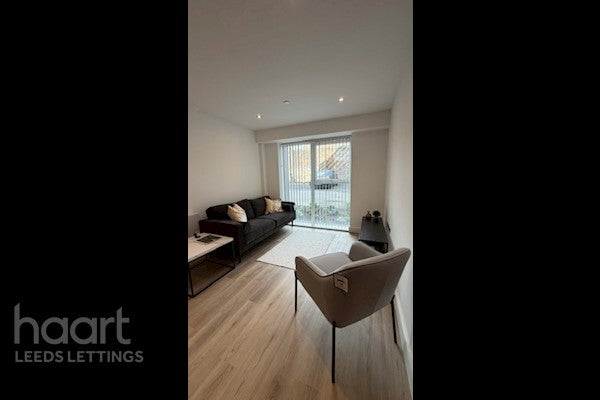 Flat Richmond Hill Approach in Leeds