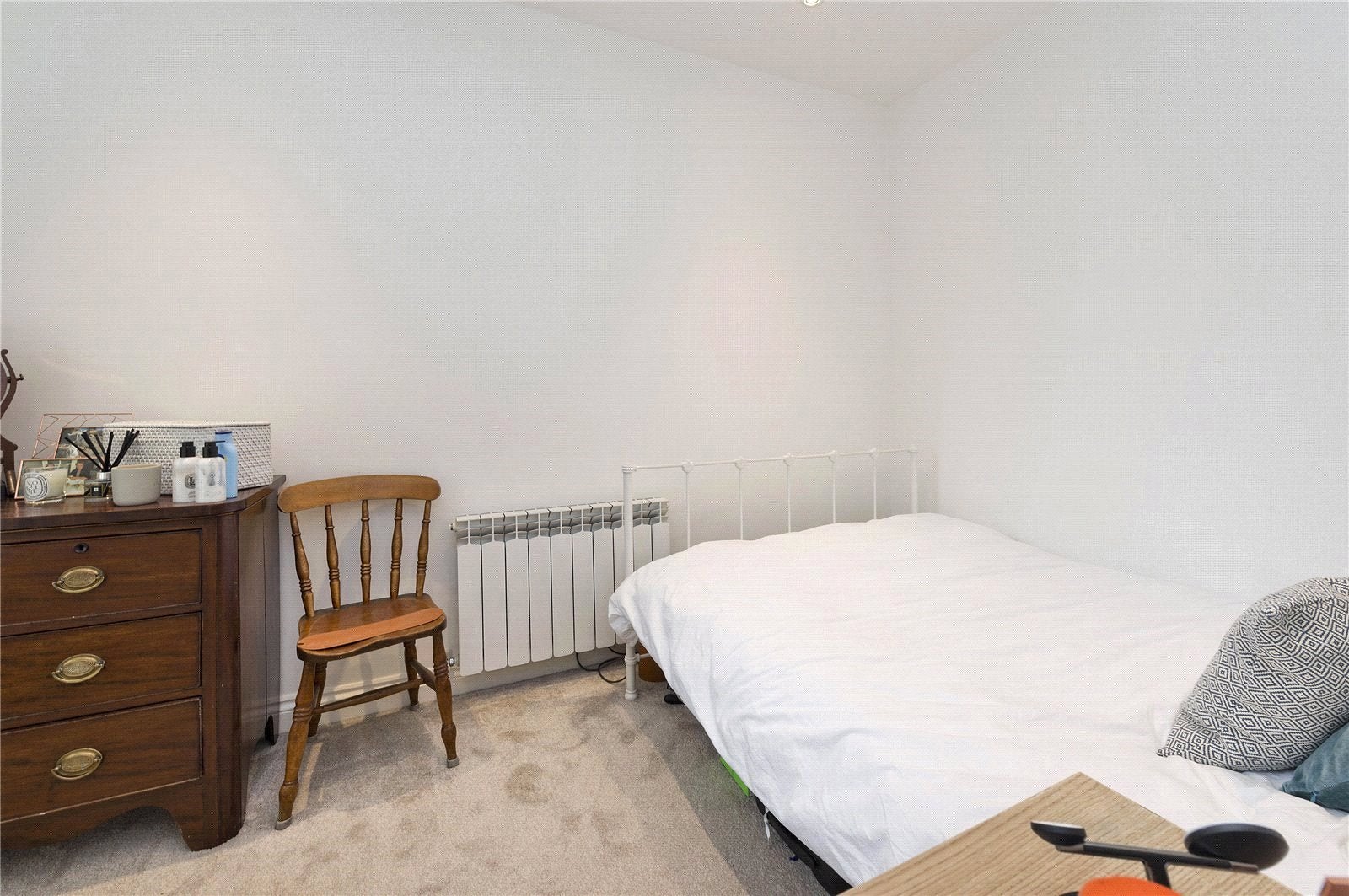 Flat Fulham Palace Road in Greater London