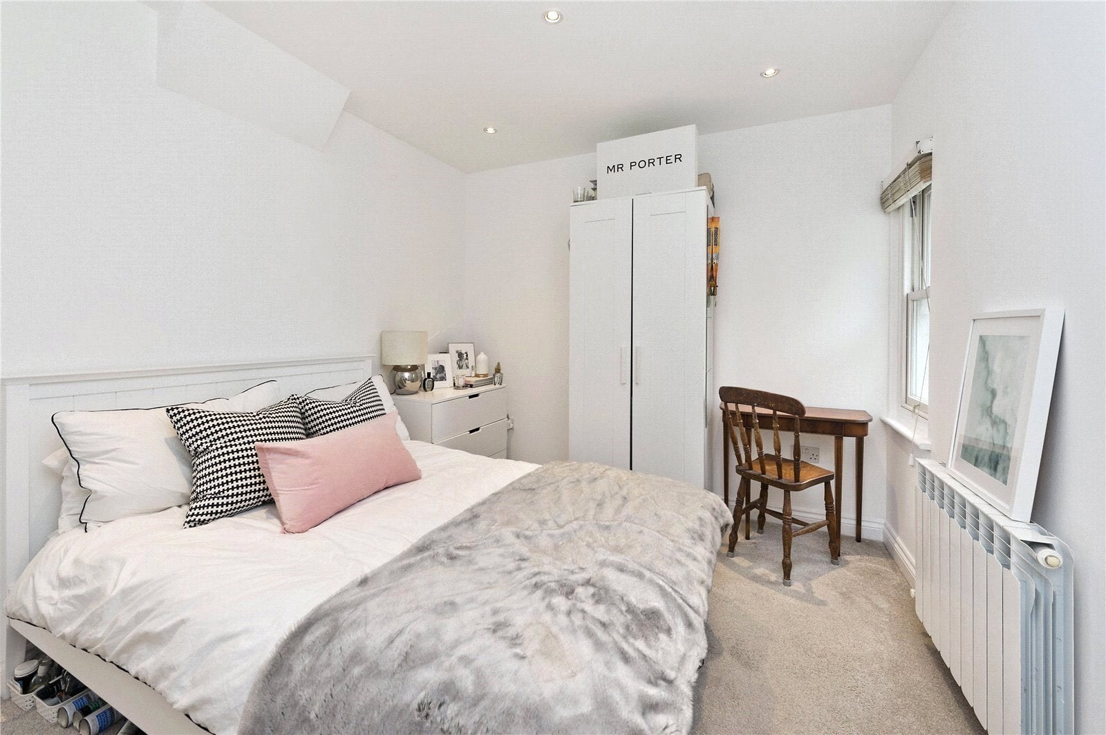 Flat Fulham Palace Road in Greater London