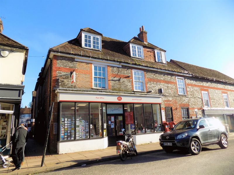 Flat Houchin Lane in Winchester