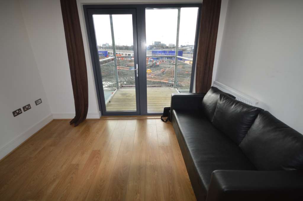 Flat Jude Street in Greater London