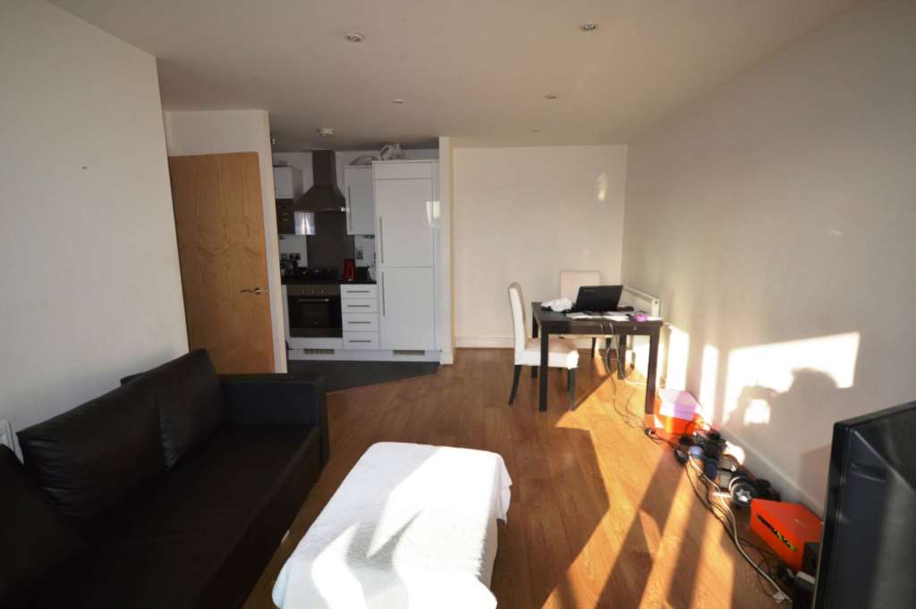 Flat Jude Street in Greater London