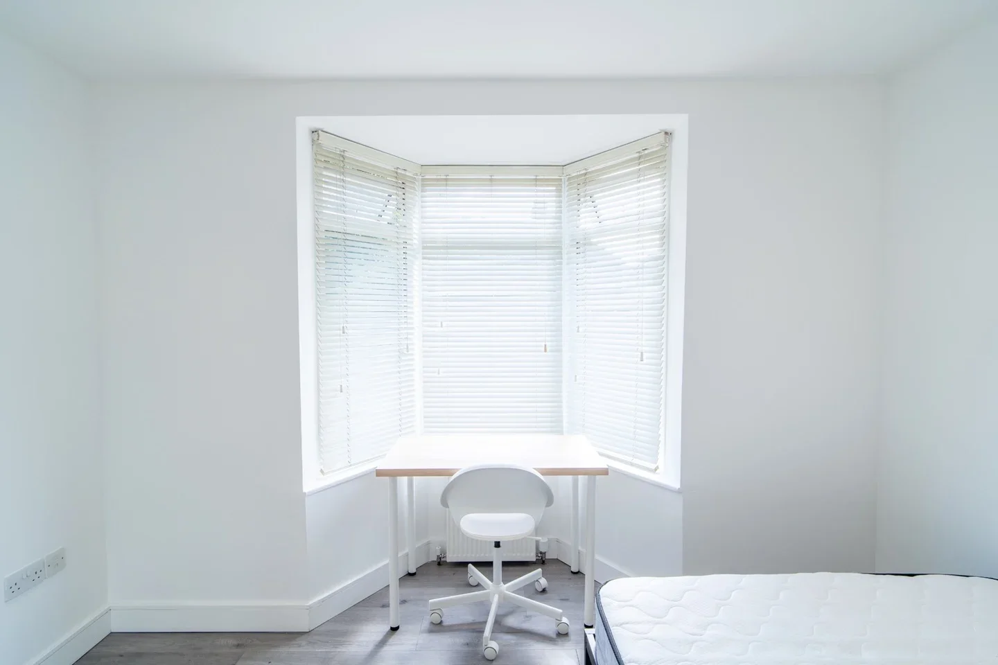 Room Heathway in Greater London