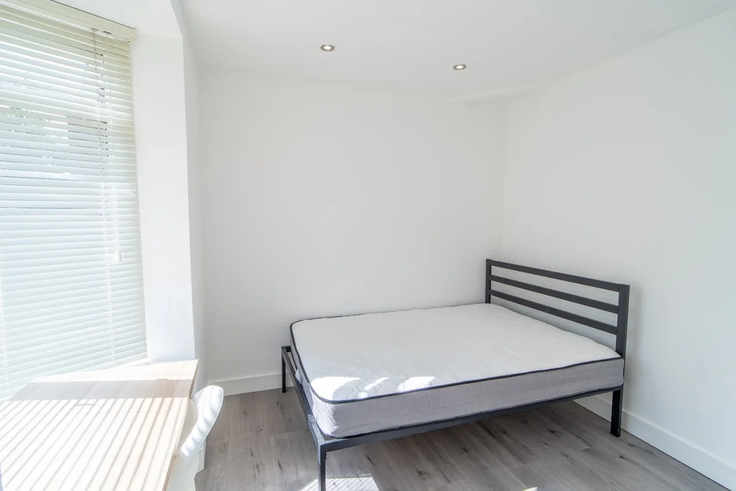 Room Heathway in Greater London