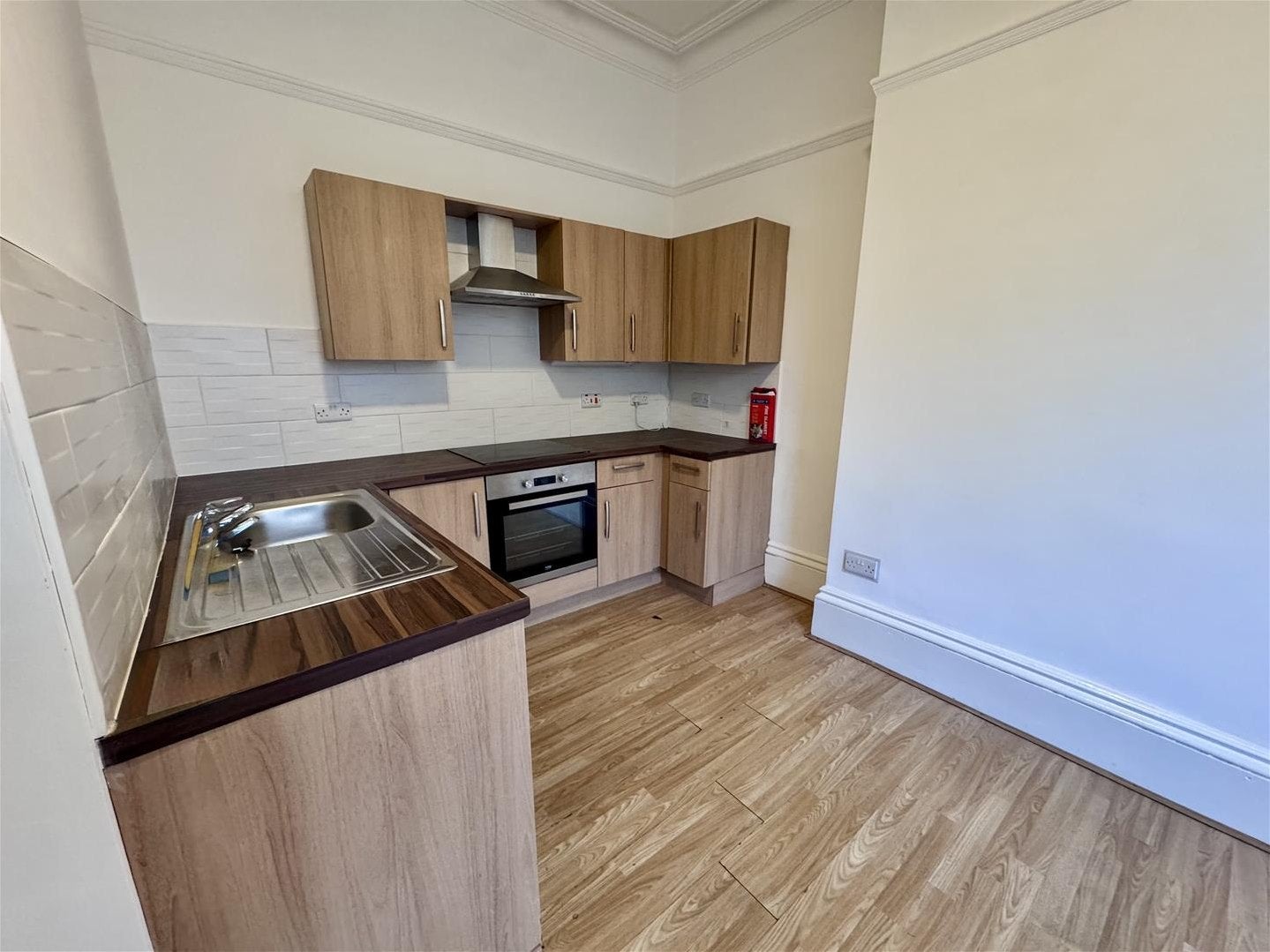 Flat Cromwell Terrace in Scarborough