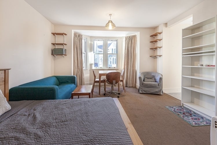 Flat Iffley Road in Oxford