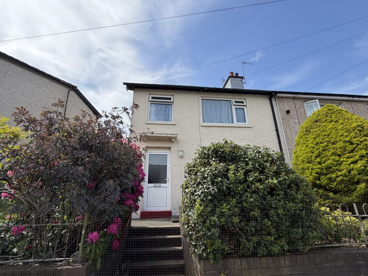 House Ffordd Ainon in Bangor