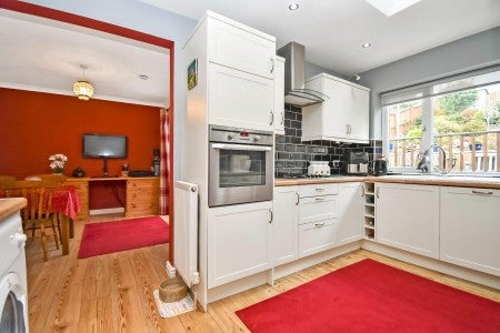 House Banksfield Crescent in Leeds