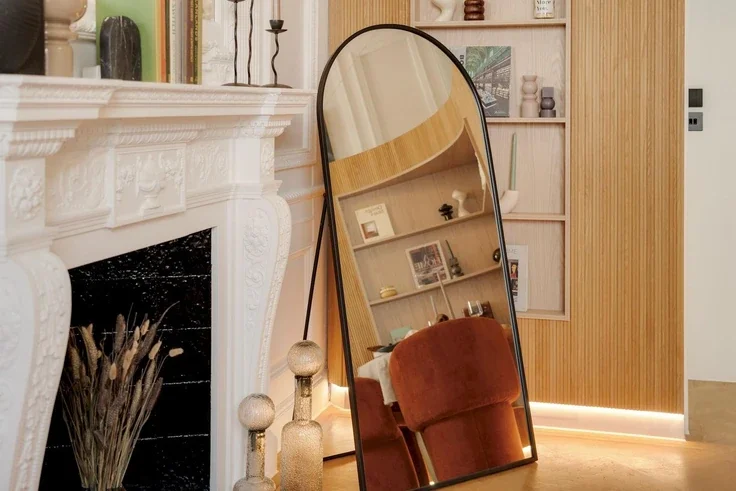 Flat Pembridge Gardens in Greater London