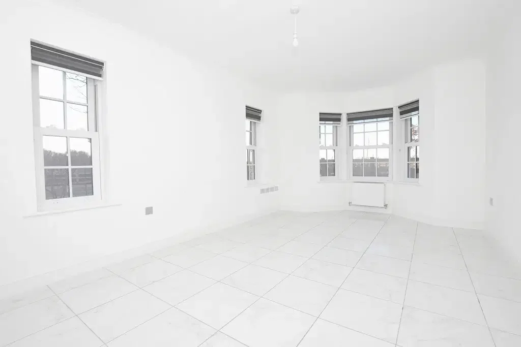 House Caradon Way in Rugby
