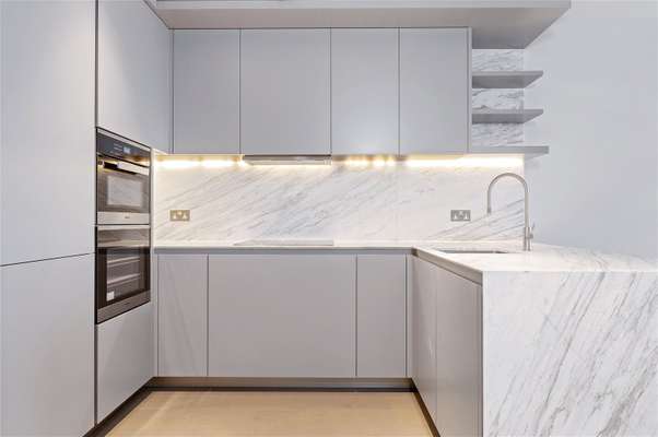 Flat Bishopsgate in City of London