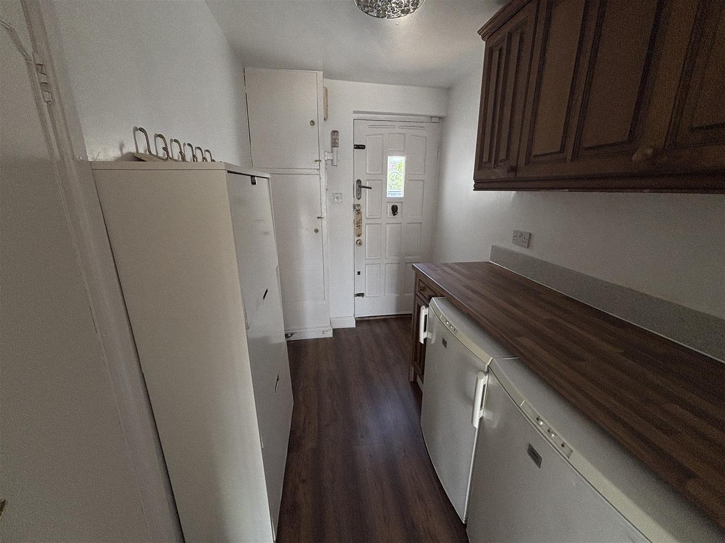 House Kimpton Road in Greater London