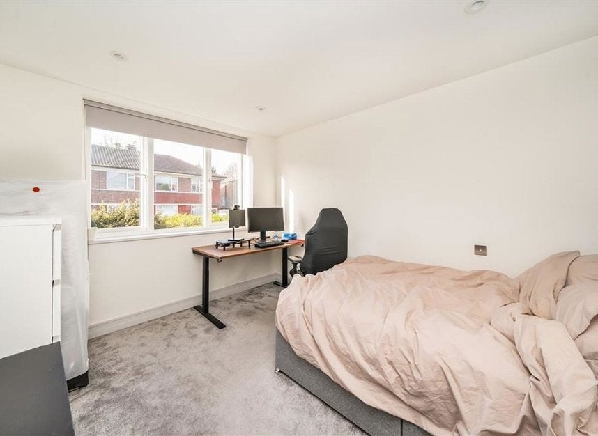 House Bermans Way in Greater London