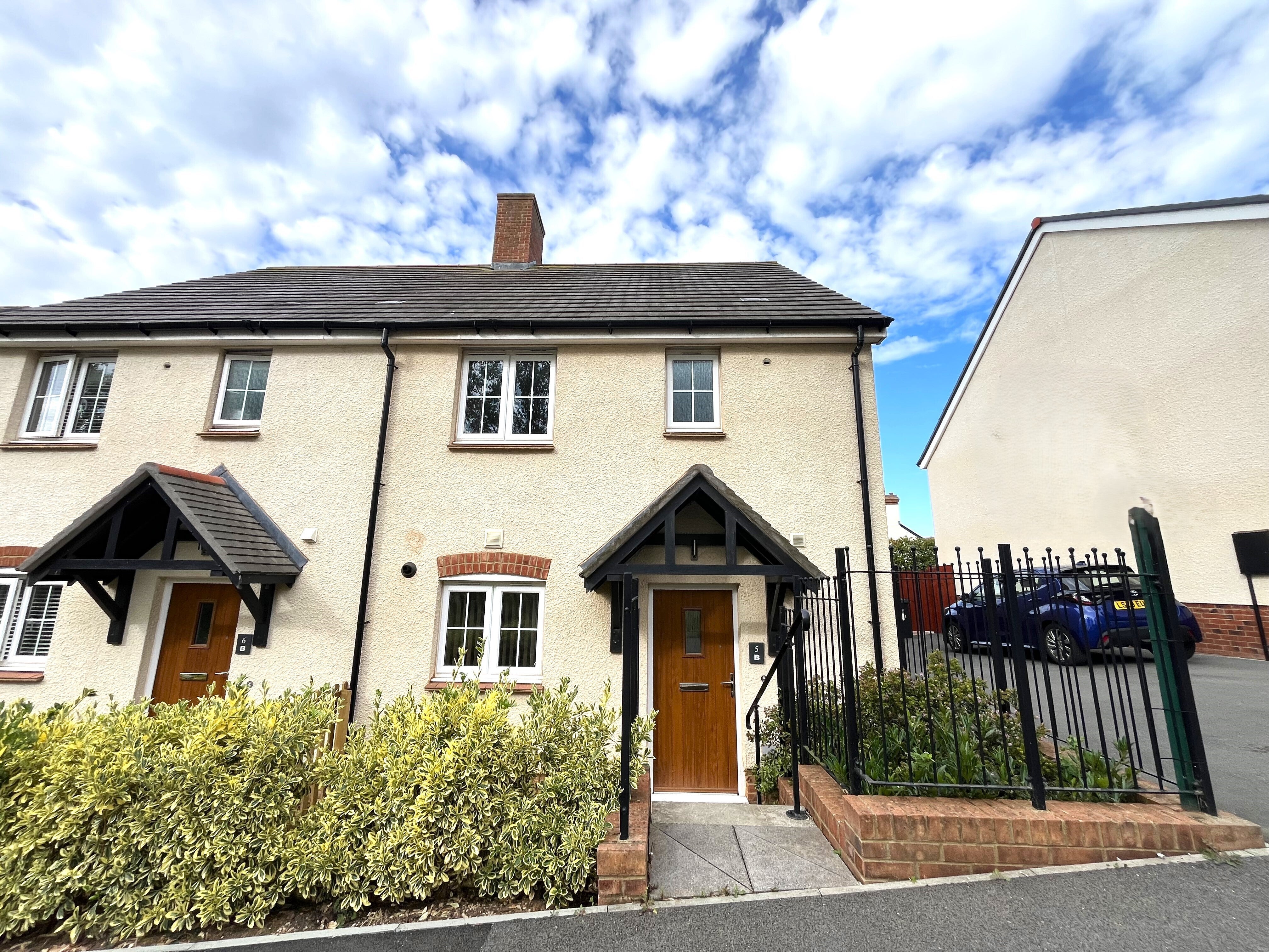 House Guernsey Avenue in Exeter