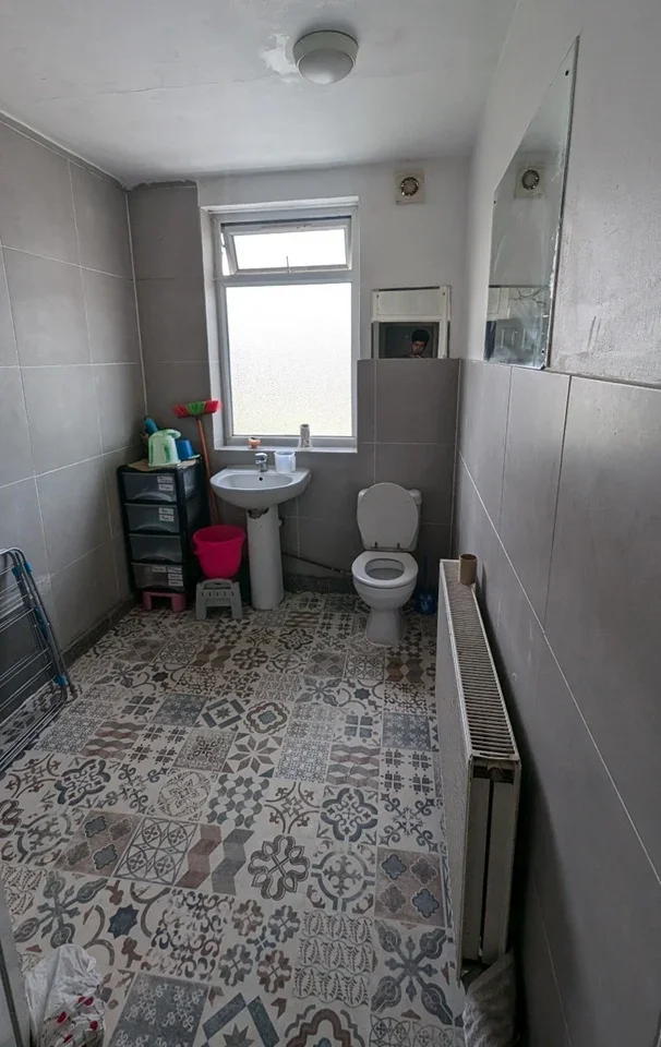 Room Harold Road in Greater London