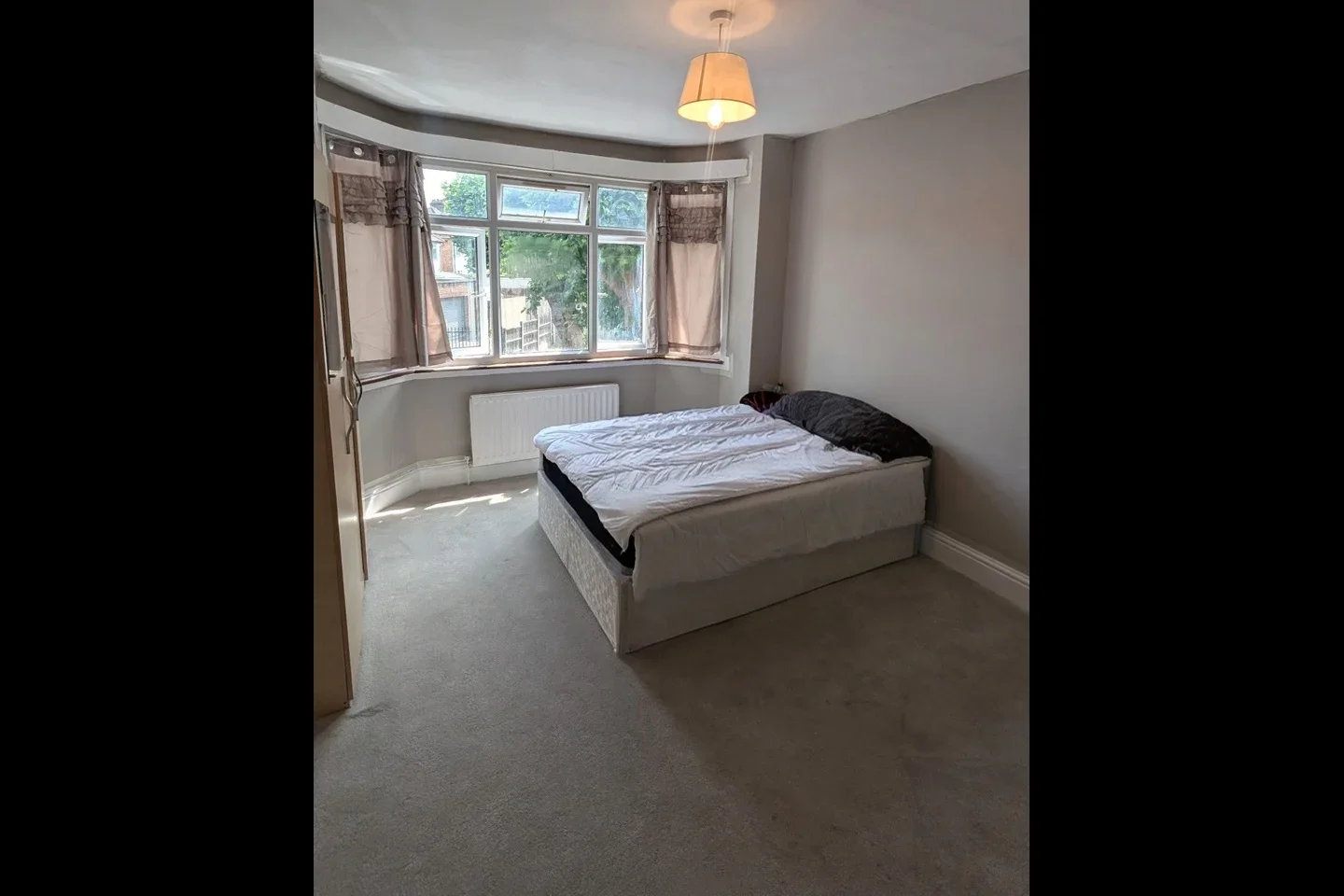 Room Harold Road in Greater London