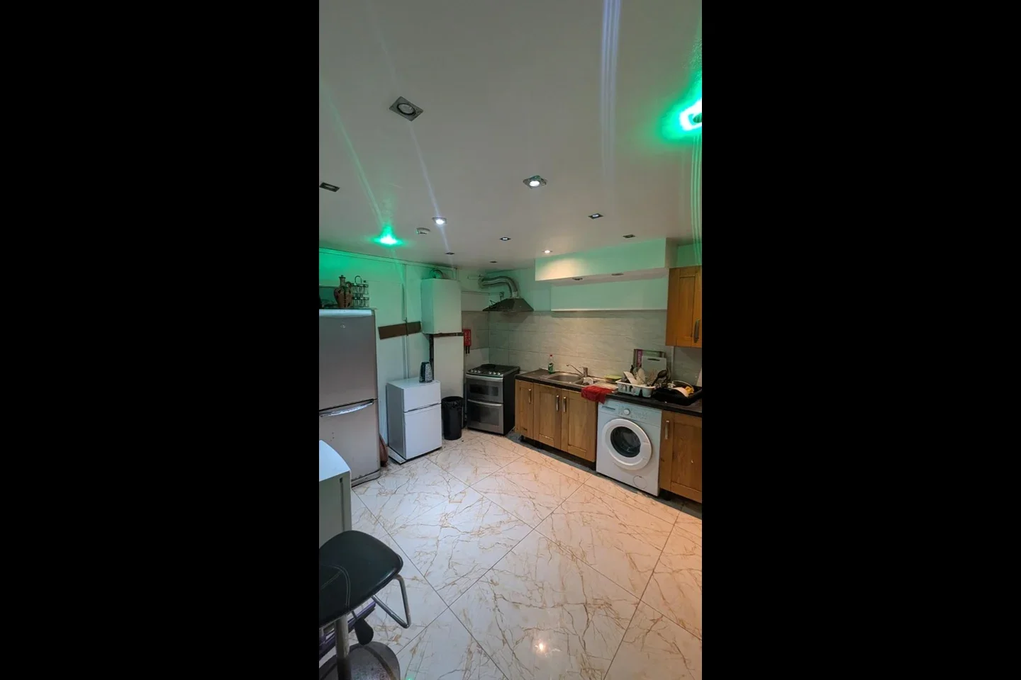 Room Harold Road in Greater London