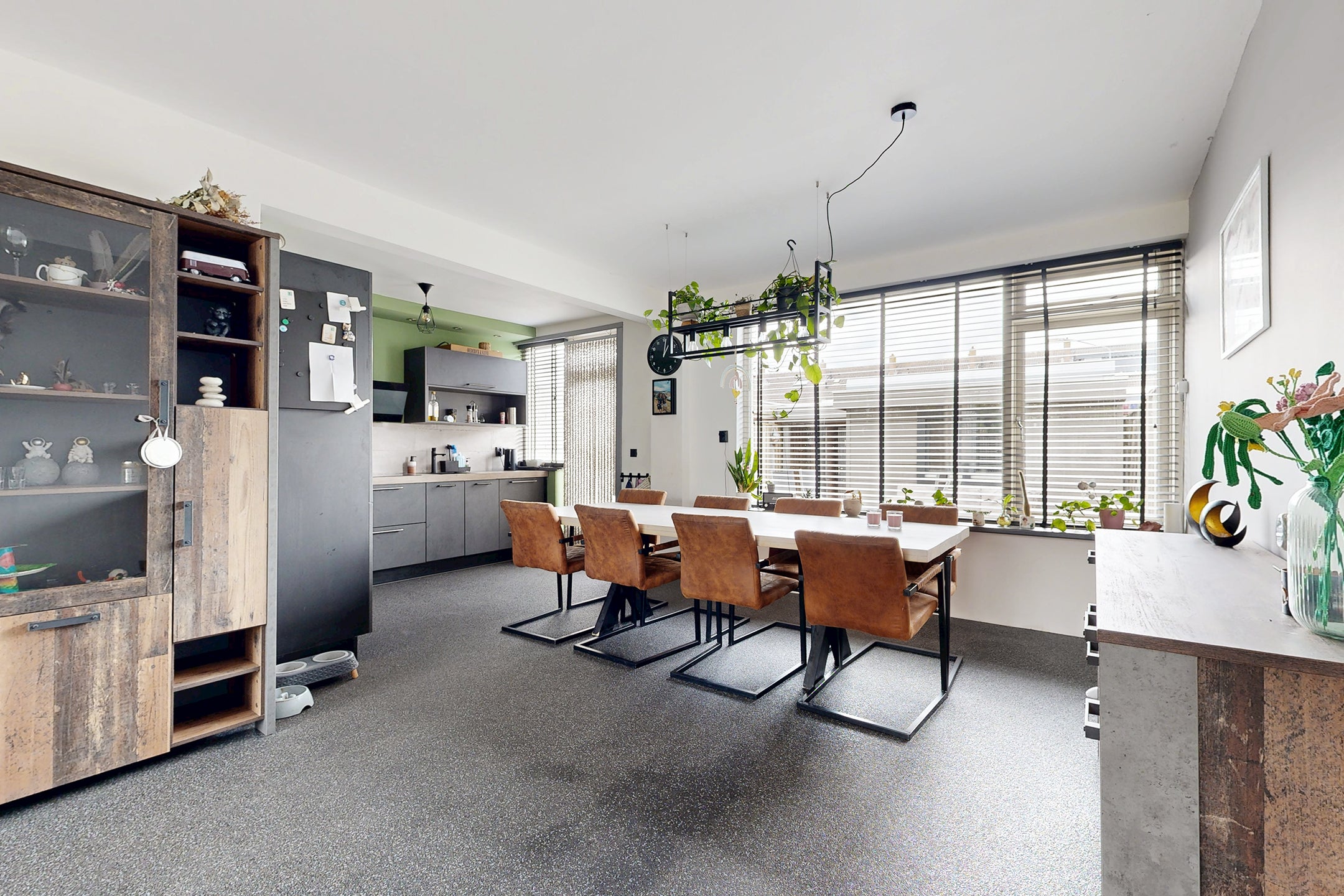 Tussenwoning te koop: Amer 7, Zevenbergen