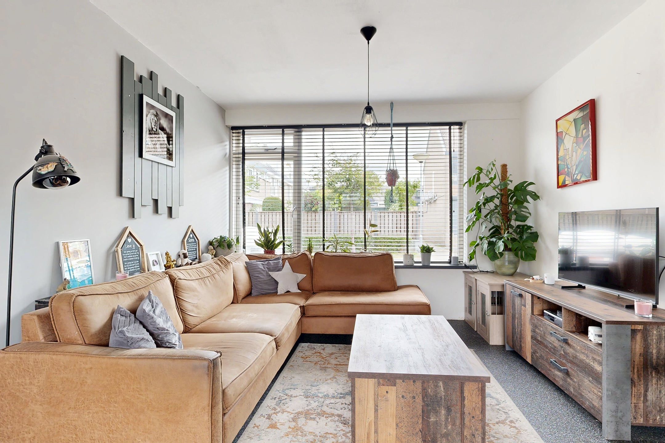 Tussenwoning te koop: Amer 7, Zevenbergen