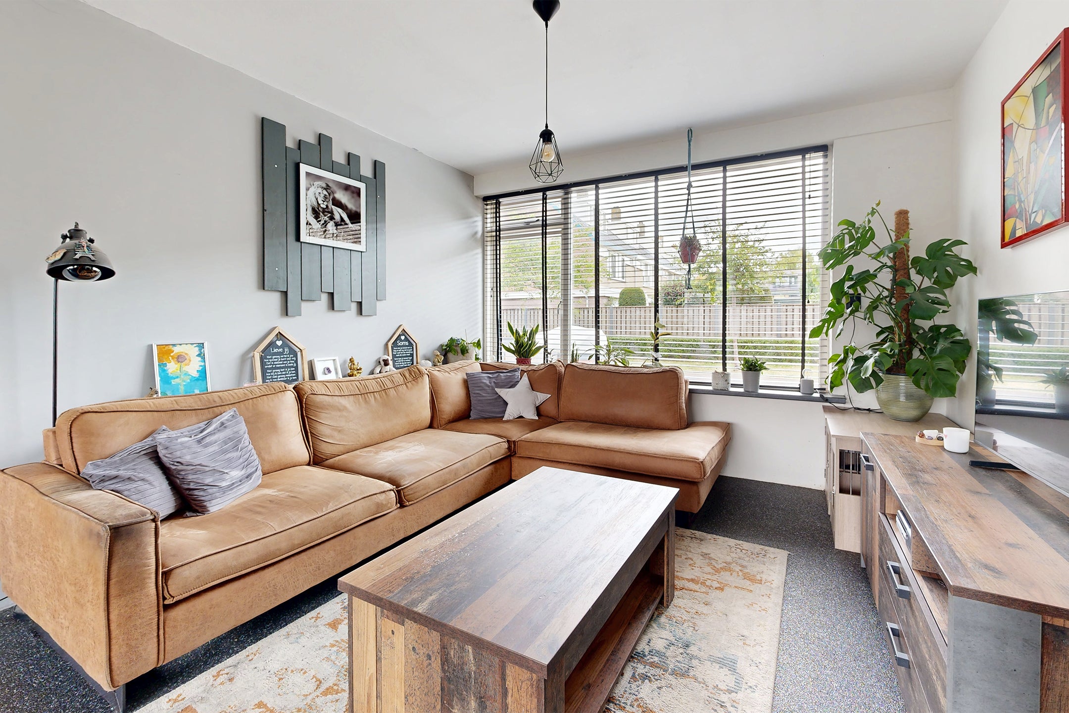 Tussenwoning te koop: Amer 7, Zevenbergen