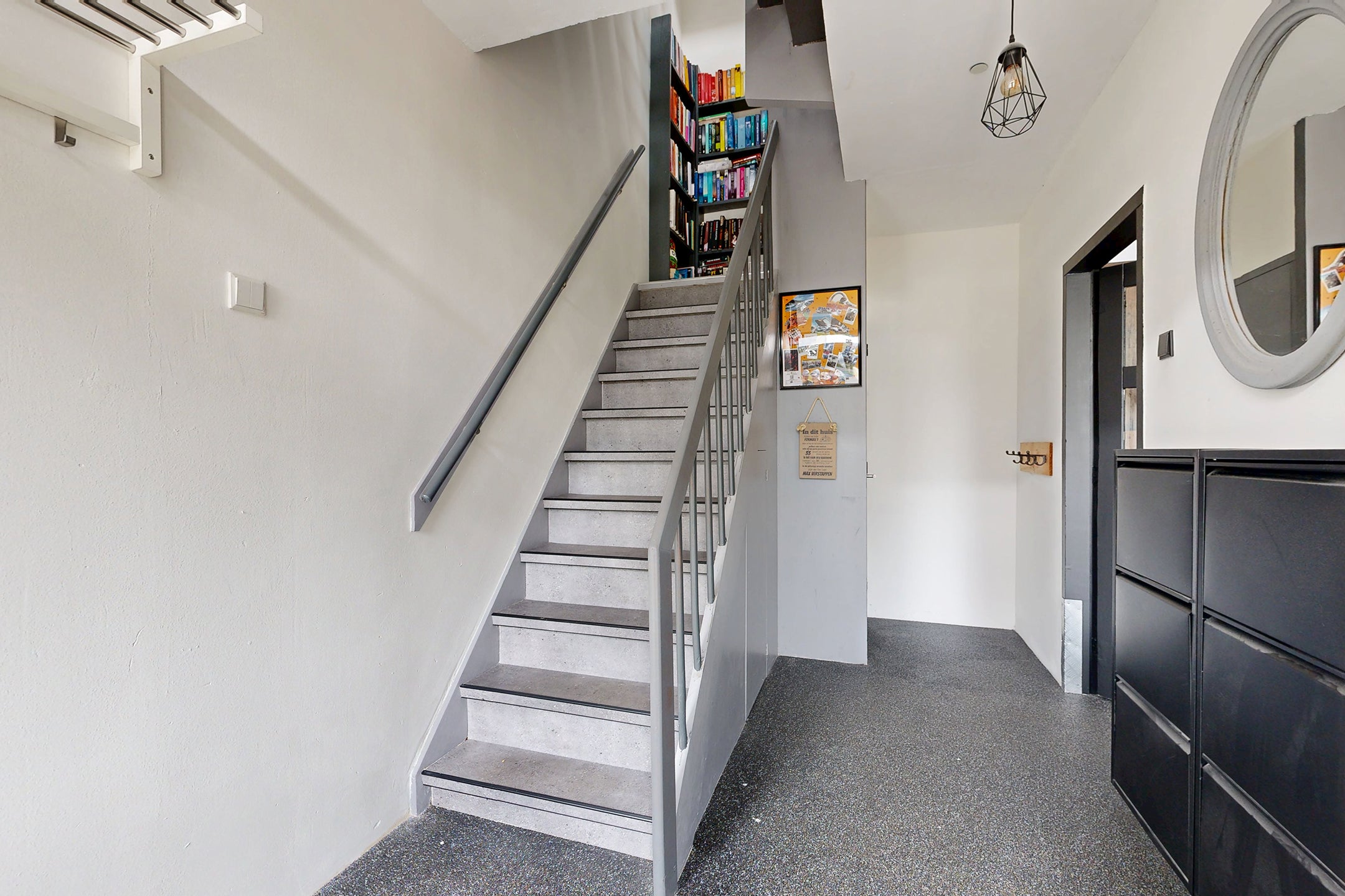 Tussenwoning te koop: Amer 7, Zevenbergen
