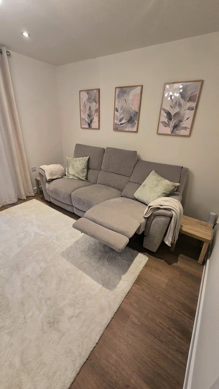 Room North Lock Road in Leicester