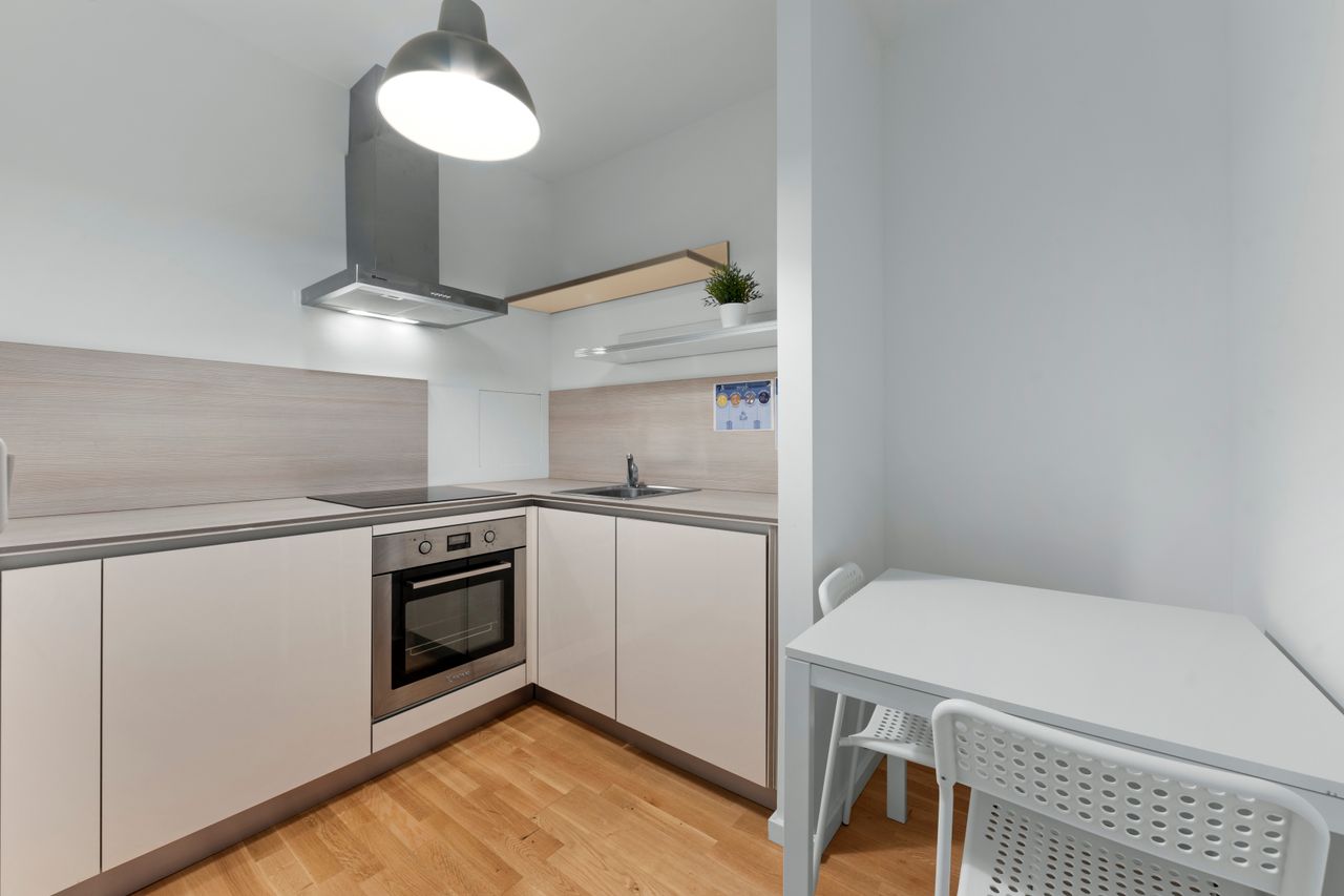 Zimmer Anton-Wilhelm-Amo-Straße in Berlin