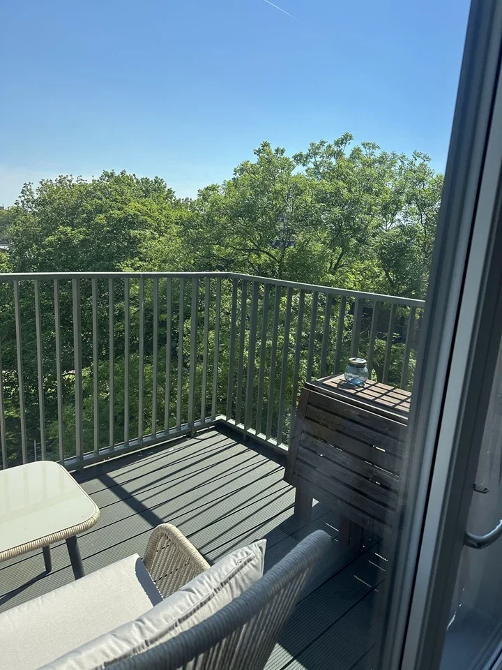 Flat Louis Close in Greater London