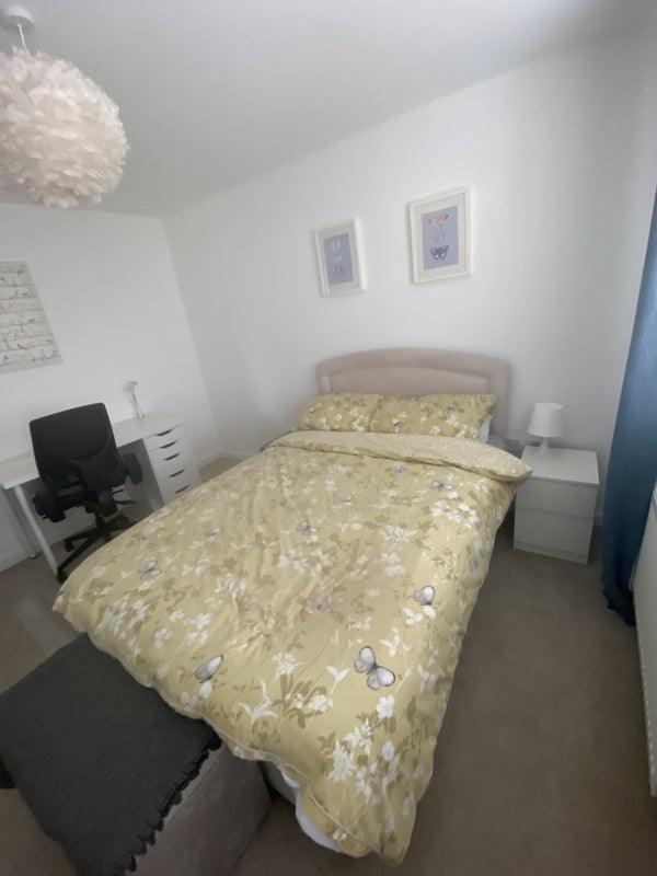 Room Robert Wright Drive in Coventry