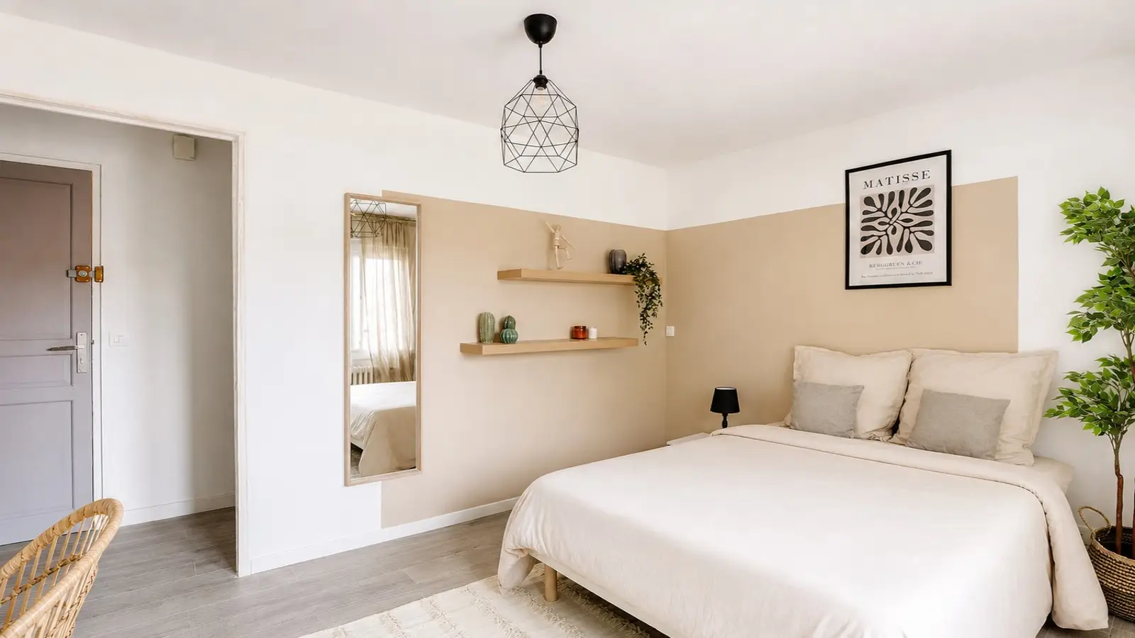 Room Avenue du Général de Gaulle in Clamart