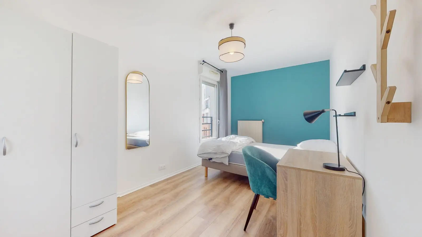 Room Boulevard de l'Hautil in Cergy
