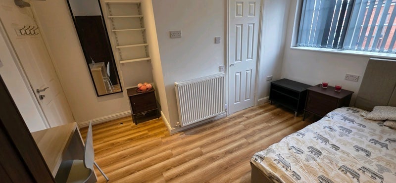 Room Mildred Avenue in Prestwich