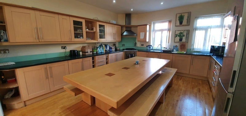 Room Mildred Avenue in Prestwich