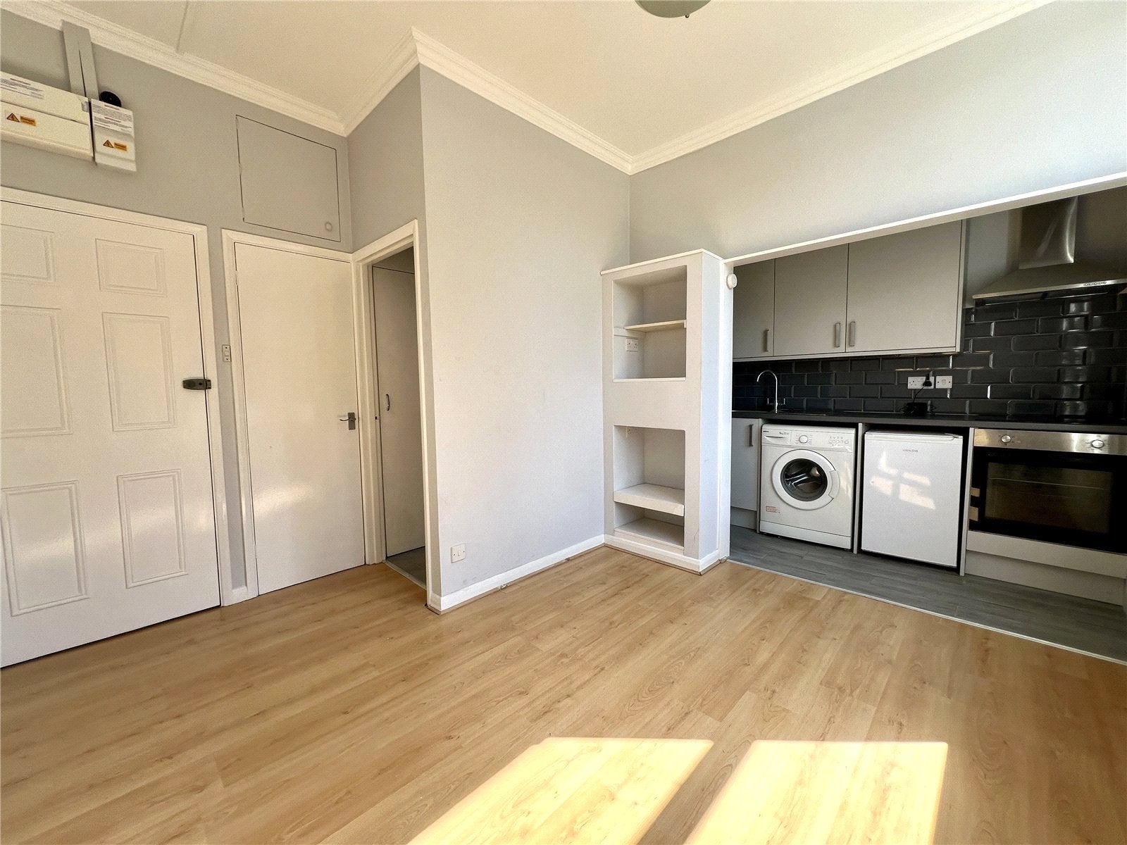 Flat Epsom Road in Guildford