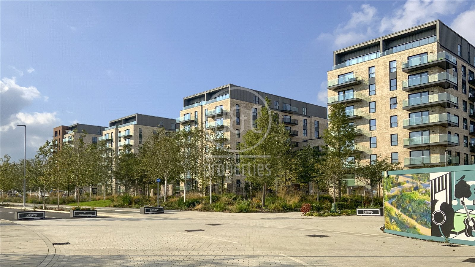 Flat Greenleaf Walk in Greater London