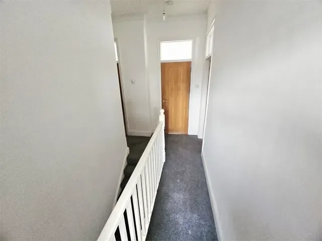 Flat West Road in Southend-on-Sea