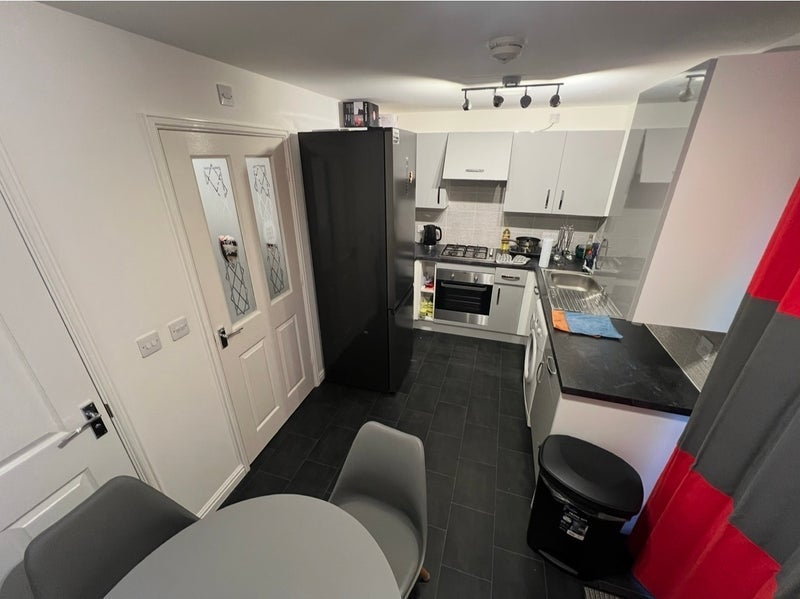 Room Kingsbridge Crescent in Middlesbrough