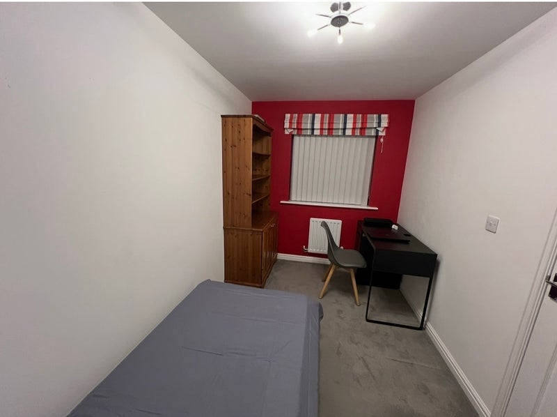 Room Kingsbridge Crescent in Middlesbrough