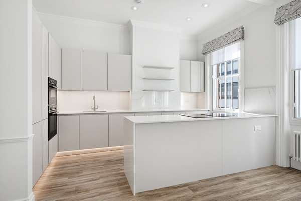 Flat Duke of York Square in Greater London