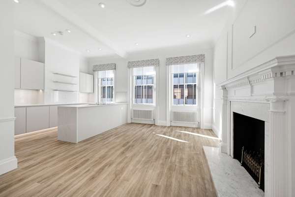 Flat Duke of York Square in Greater London