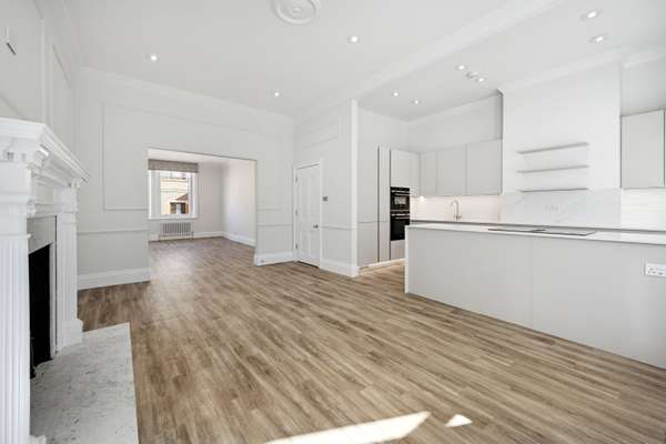 Flat Duke of York Square in Greater London