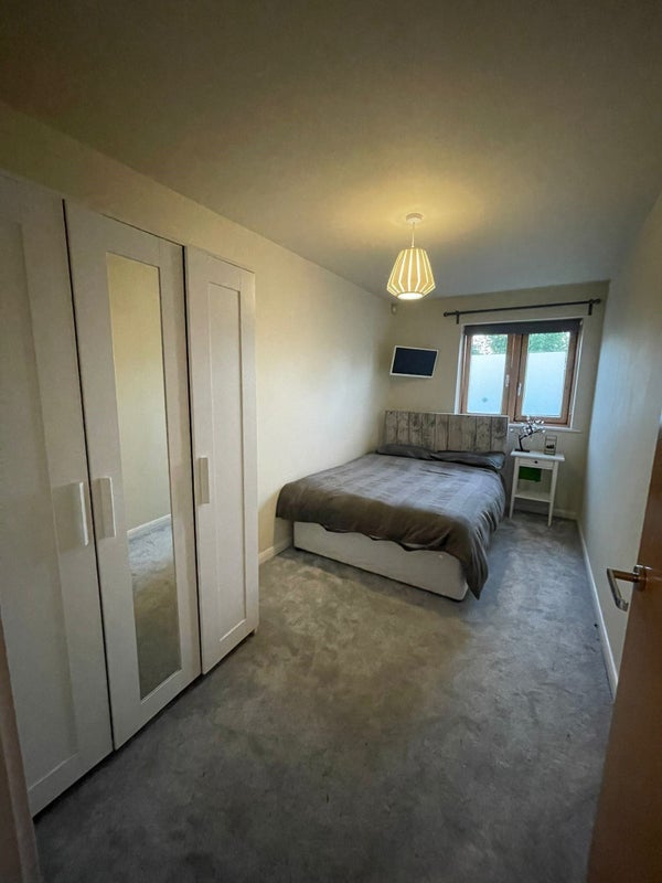 Room Irving Street in Birmingham