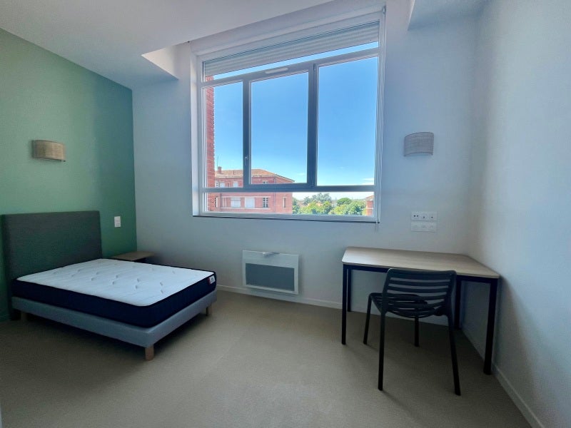 Room Rue de Ciron in Albi
