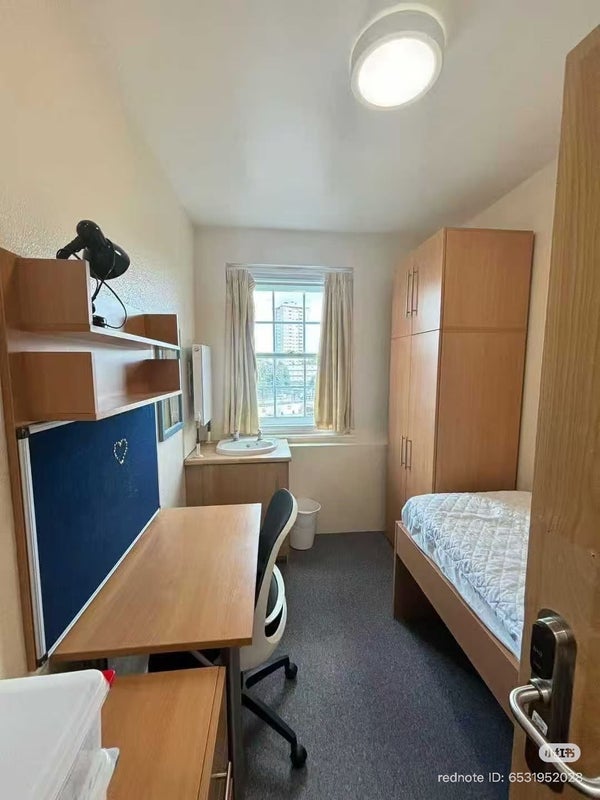Room Richmond House in Greater London