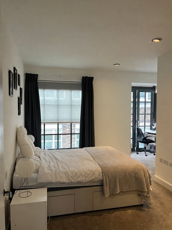 Flat Clapham Common North Side in Greater London