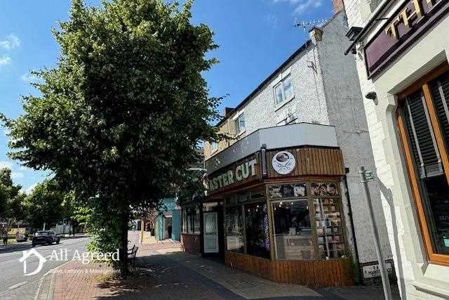 Flat Market Place in Amber Valley