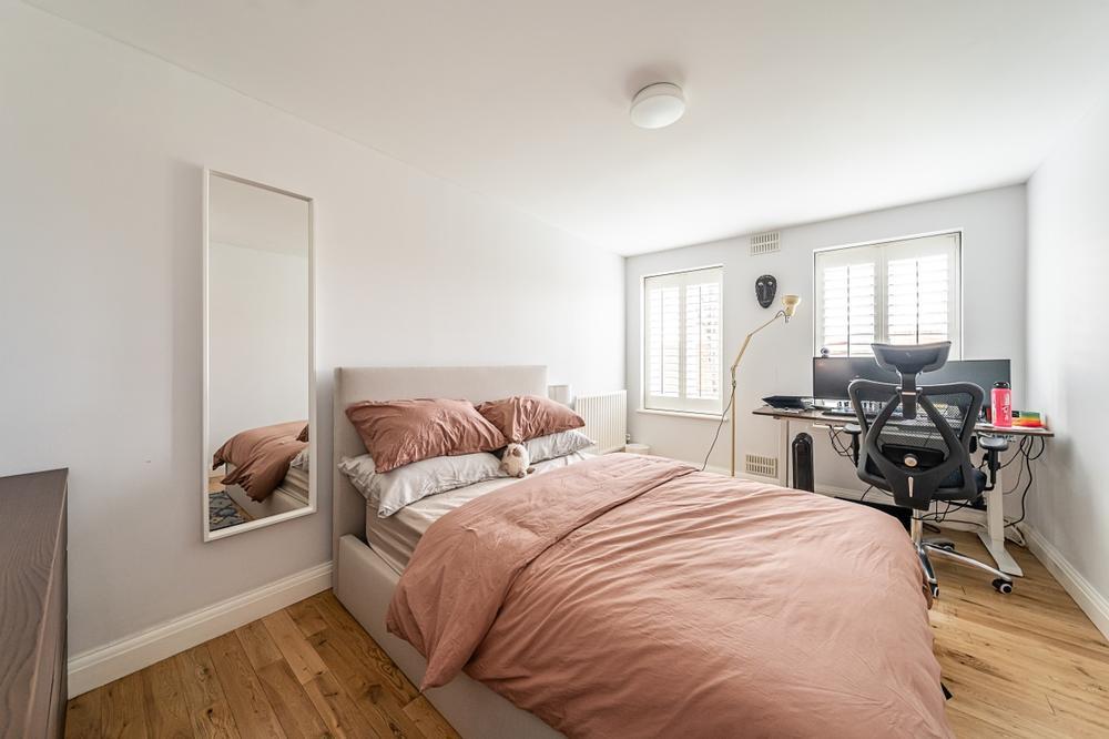 Flat Harewood Avenue in City of Westminster
